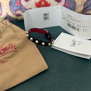 Christian Louboutin - Loubilink Bracelet - Calf leather and gold spikes - Black